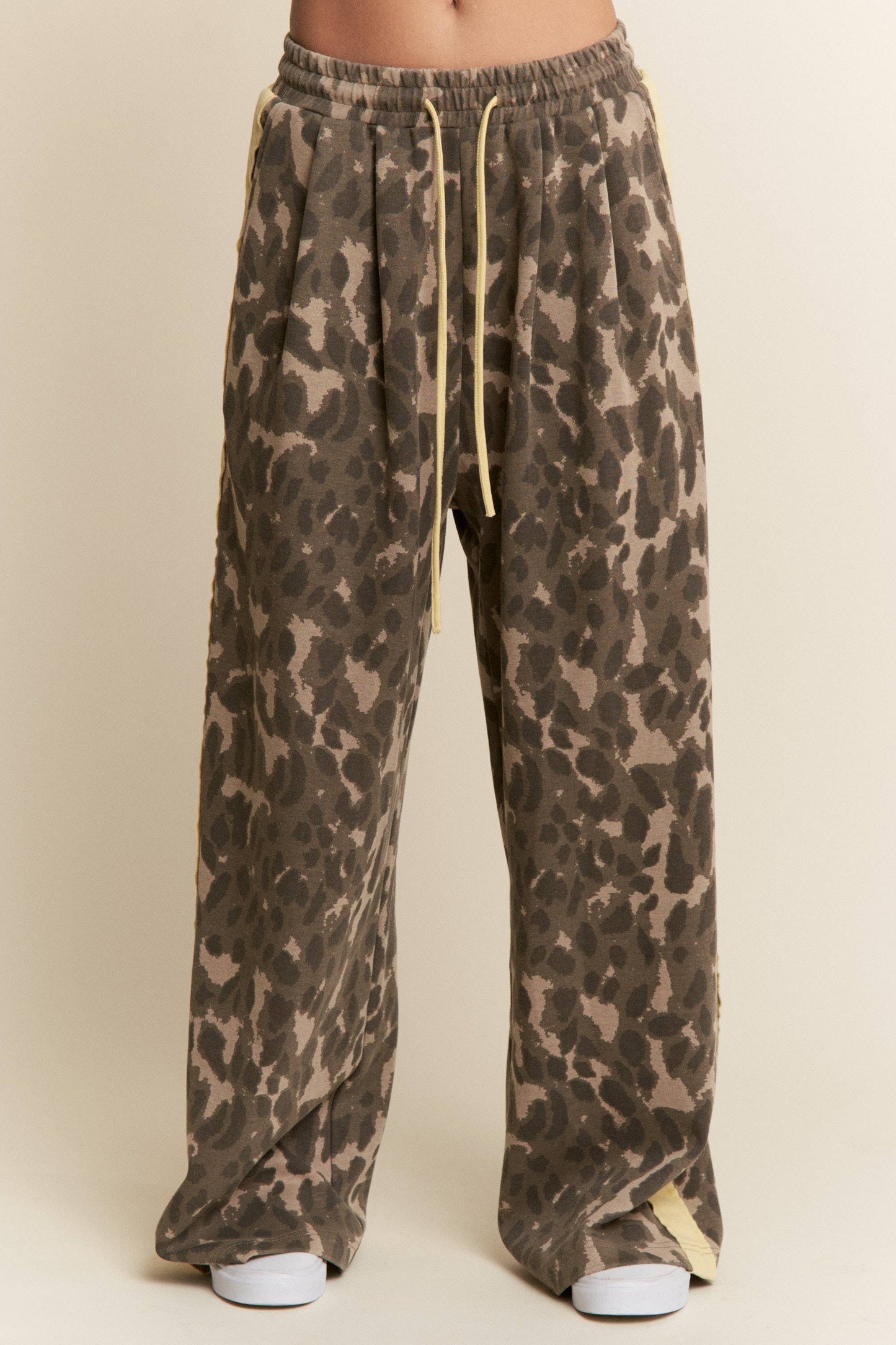 Leopard Print Wide Leg Bottoms