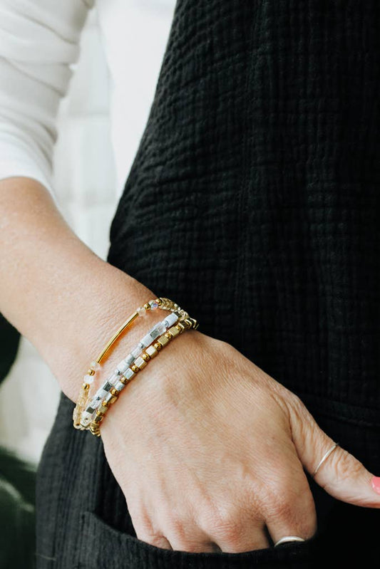 Mary Bracelet silver - Made by Survivors