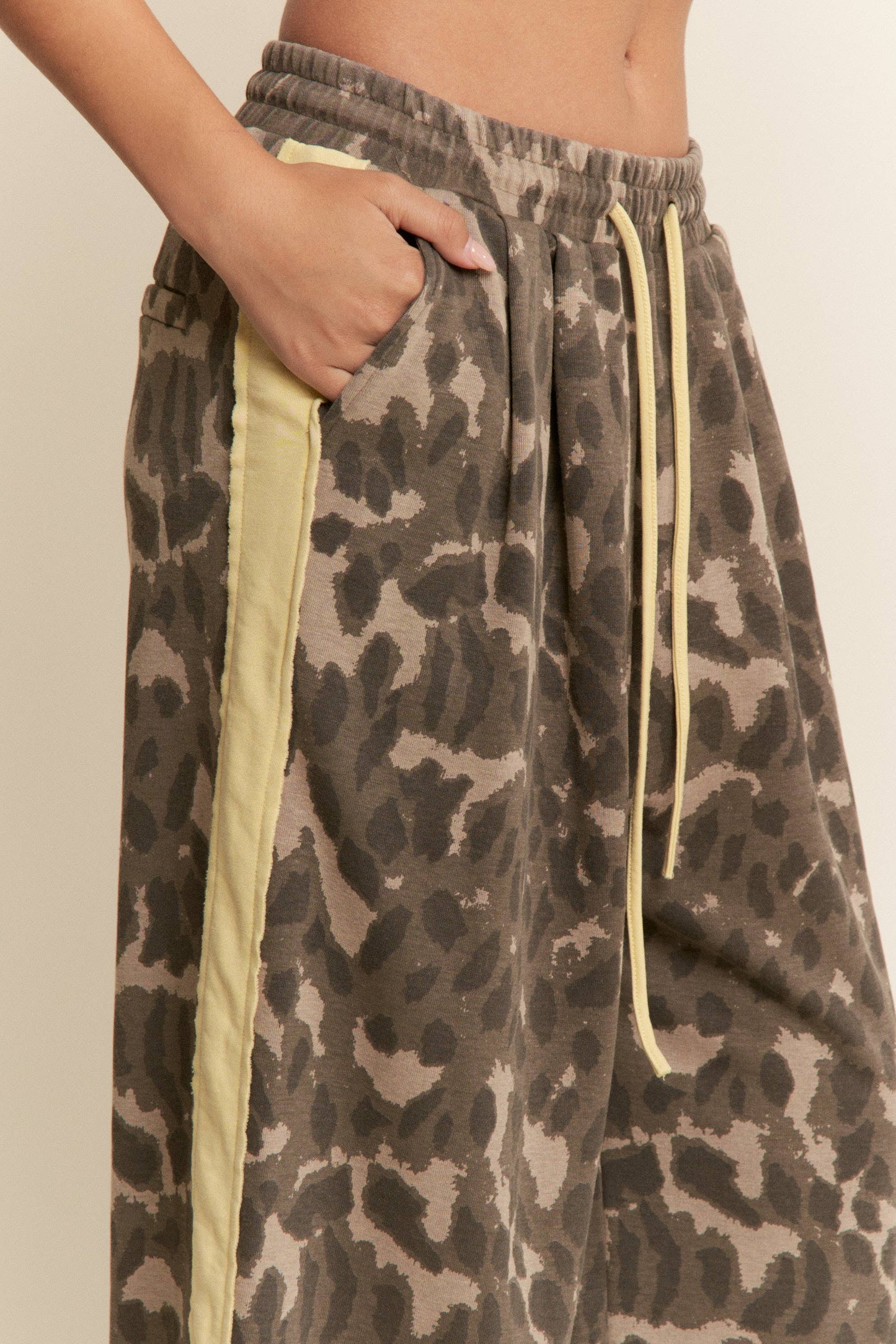 Leopard Print Wide Leg Bottoms