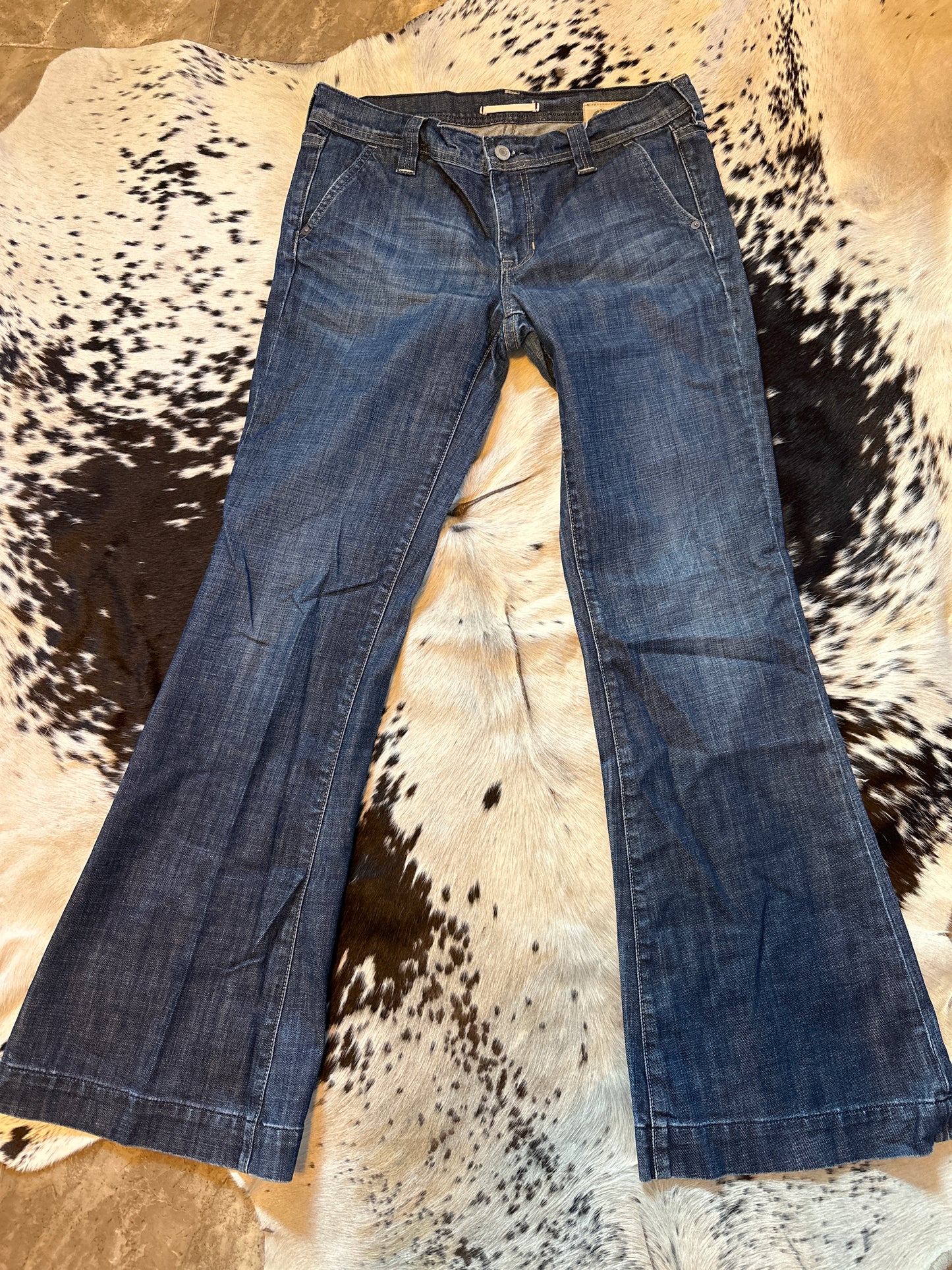 Trousers size 6